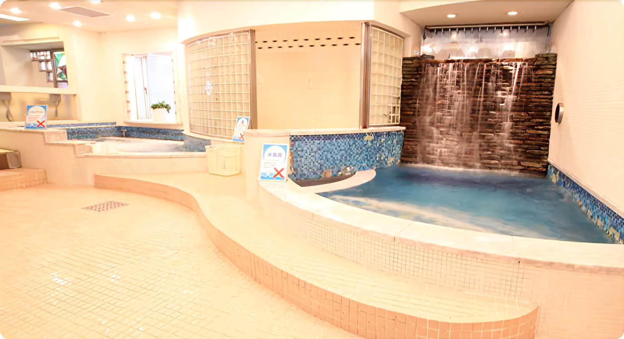 Capsule Inn Osaka - Caters To Men מראה חיצוני תמונה