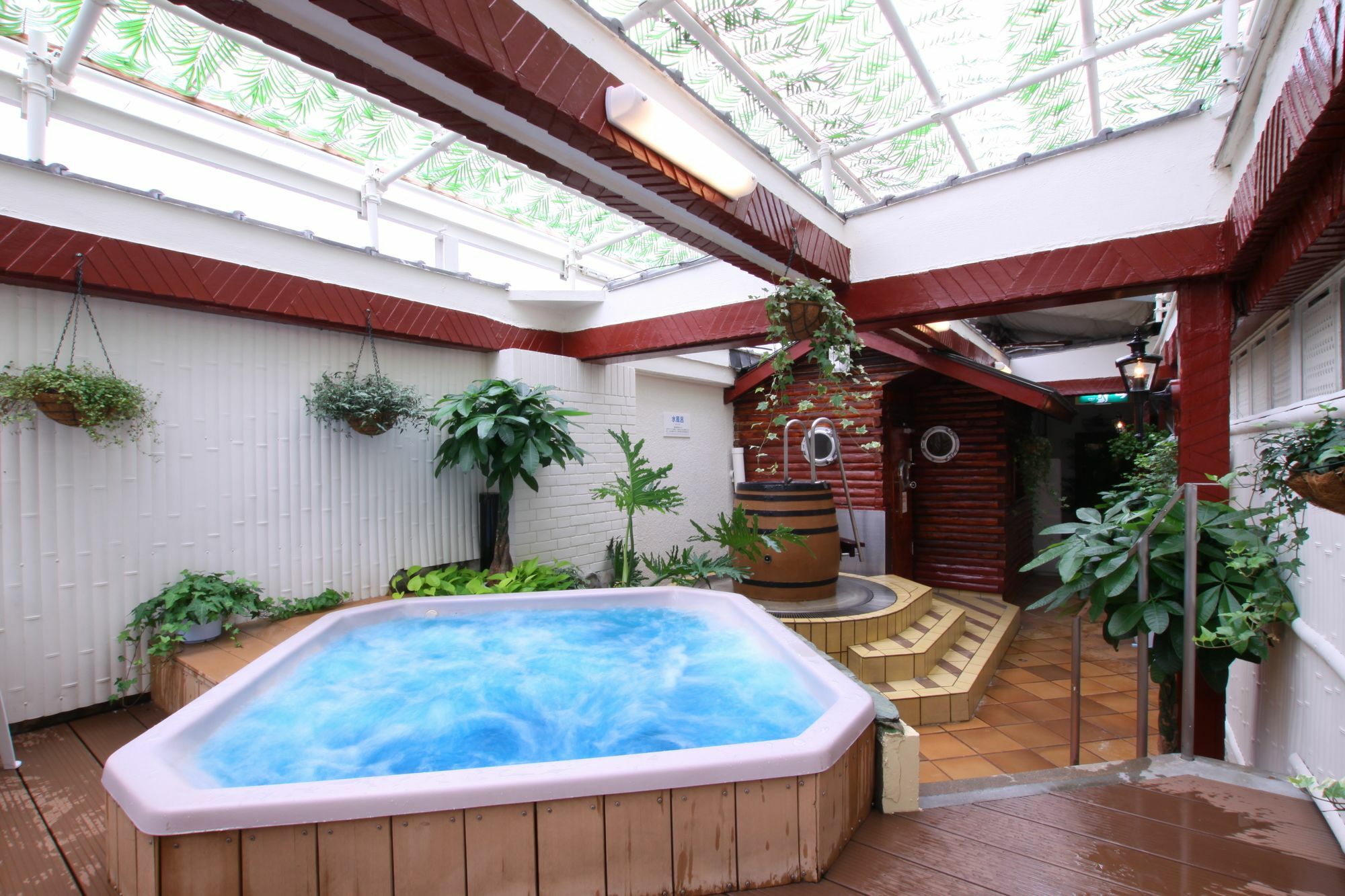 Capsule Inn Osaka - Caters To Men מראה חיצוני תמונה