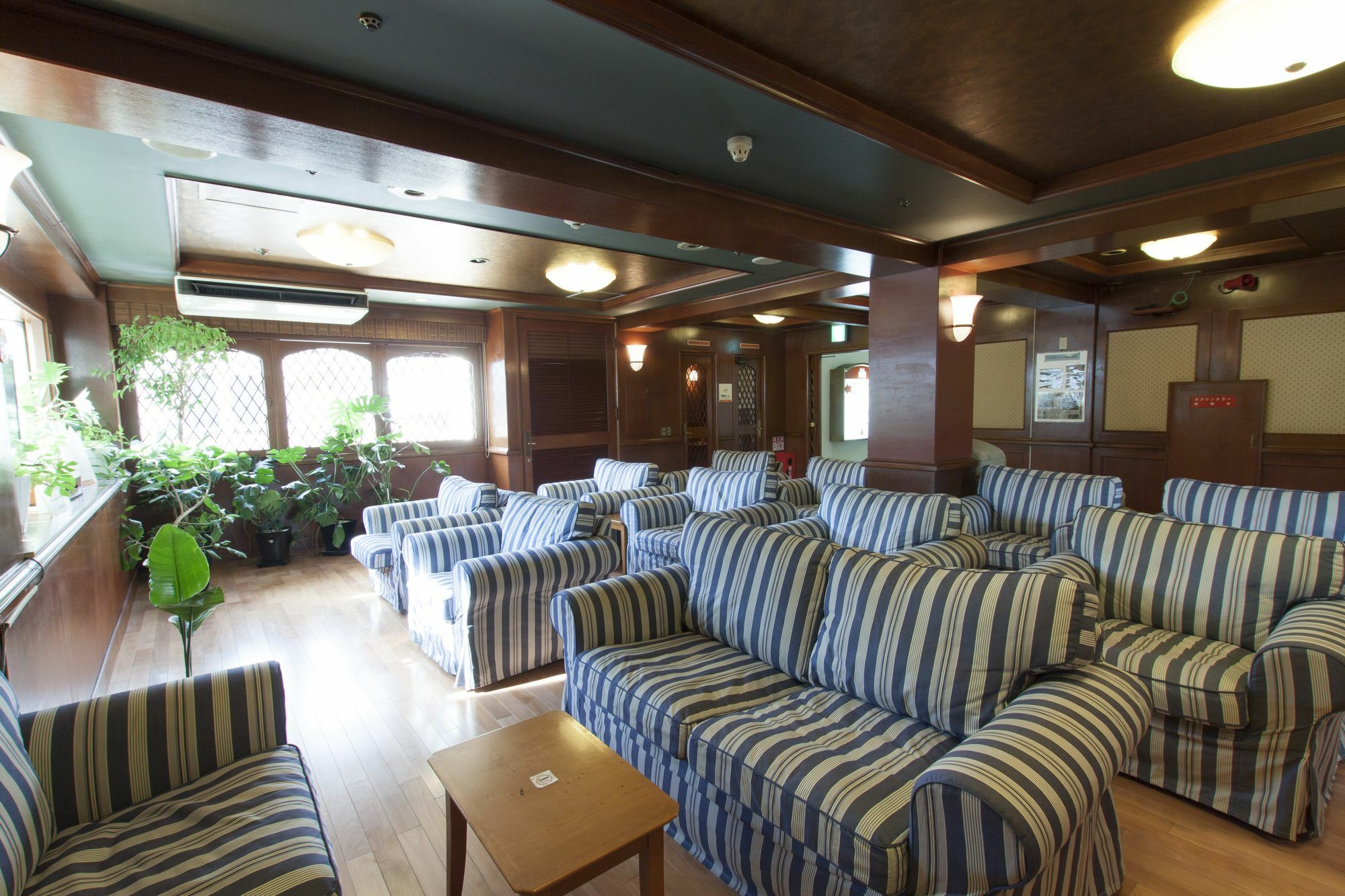 Capsule Inn Osaka - Caters To Men מראה חיצוני תמונה